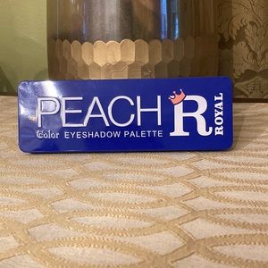 Peach Royal eyeshadow palette by Ccolor Cosmetics.